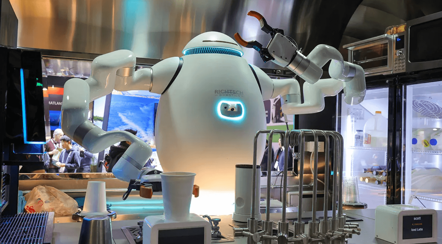 AI Leadership Roundtable with industry executives at CES 2025